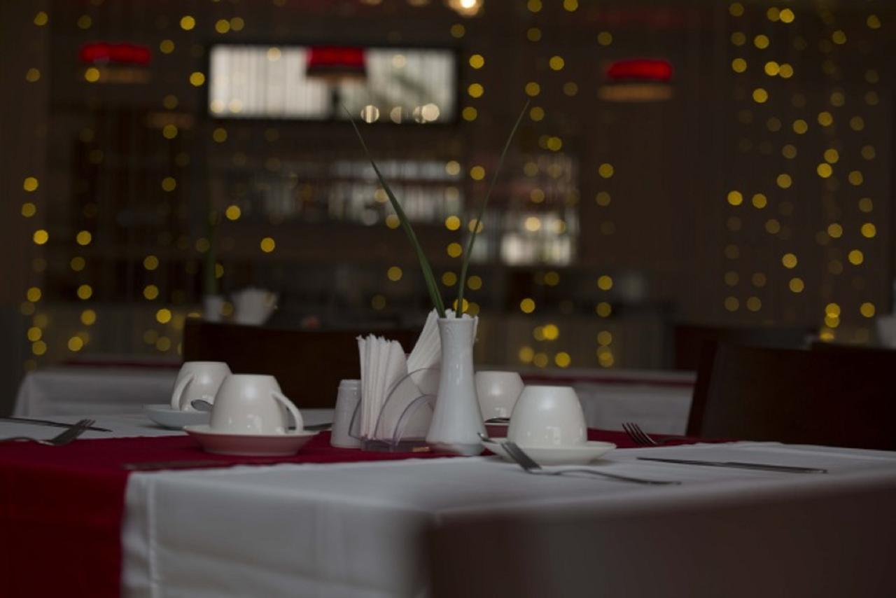 Hotel Le Petit Bateau كوناكري المظهر الخارجي الصورة