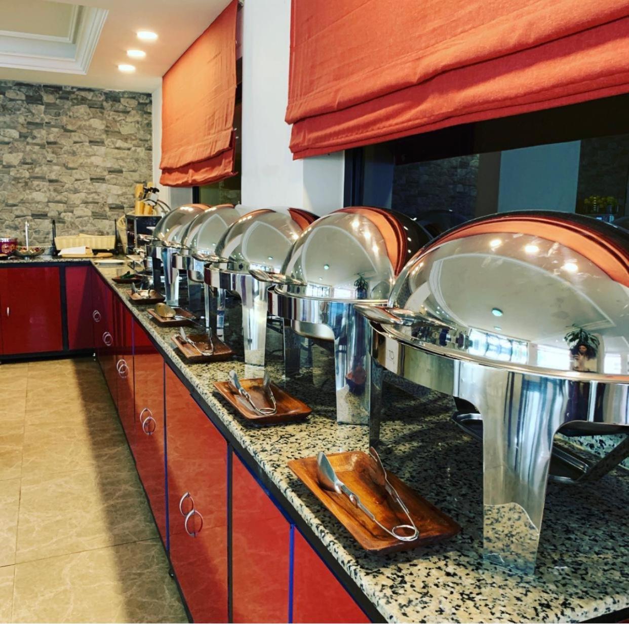 Hotel Le Petit Bateau كوناكري المظهر الخارجي الصورة